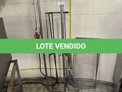 LOTE 092 - TENDAL DE SECAR CARNES DIVERSOS TAMANHOS. (NO ESTADO, NÃO SABEMOS SE FUNCIONA. LEILÃO NÃO TEM GARANTIA E NEM DEVOLUÇÃO). 