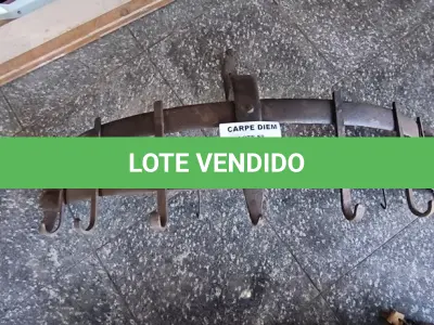 LOTE 228 - PANELEIRO RÚSTICO DE FERRO. (NO ESTADO, NÃO SABEMOS SE FUNCIONA. LEILÃO NÃO TEM GARANTIA E NEM DEVOLUÇÃO).