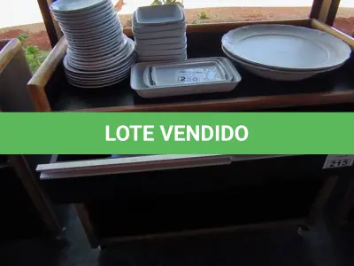 LOTE 215 - BALCÃO APOIO GARÇOM. (NO ESTADO, NÃO SABEMOS SE FUNCIONA. LEILÃO NÃO TEM GARANTIA E NEM DEVOLUÇÃO).