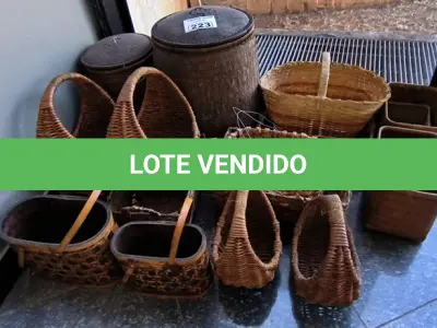 LOTE 223 - CESTARIA DECORATIVA. (NO ESTADO, NÃO SABEMOS SE FUNCIONA. LEILÃO NÃO TEM GARANTIA E NEM DEVOLUÇÃO).