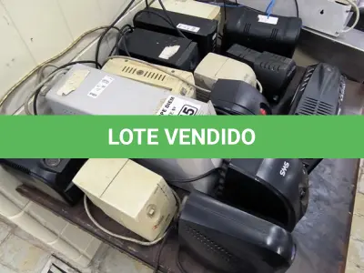 LOTE 045 - NOBREAK E ESTABILIZADORES DIVERSOS. (NO ESTADO, NÃO SABEMOS SE FUNCIONA. LEILÃO NÃO TEM GARANTIA E NEM DEVOLUÇÃO).