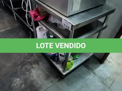 LOTE 119 - MESA DE INOX C/ PRATELEIRA. (NO ESTADO, NÃO SABEMOS SE FUNCIONA. LEILÃO NÃO TEM GARANTIA E NEM DEVOLUÇÃO).