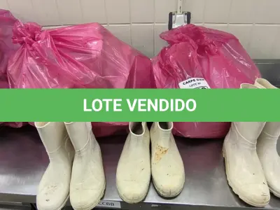 LOTE 049 - BOTAS TAMANHOS DIVERSOS. (NO ESTADO, NÃO SABEMOS SE FUNCIONA. LEILÃO NÃO TEM GARANTIA E NEM DEVOLUÇÃO).
