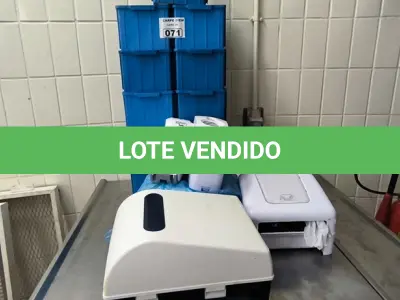 LOTE 071 - 11 CAIXAS ORGANIZADOR, 03 DISPERS PAPEL, 04 DISPERS SABONETE. (NO ESTADO, NÃO SABEMOS SE FUNCIONA. LEILÃO NÃO TEM GARANTIA E NEM DEVOLUÇÃO).