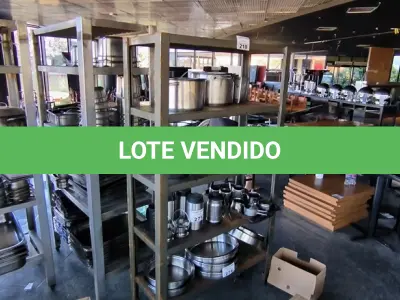 LOTE 210 - ESTANTE EM FERRO. (NO ESTADO, NÃO SABEMOS SE FUNCIONA. LEILÃO NÃO TEM GARANTIA E NEM DEVOLUÇÃO).