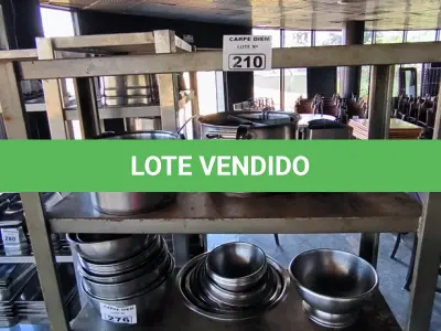 LOTE 210 - ESTANTE EM FERRO. (NO ESTADO, NÃO SABEMOS SE FUNCIONA. LEILÃO NÃO TEM GARANTIA E NEM DEVOLUÇÃO).