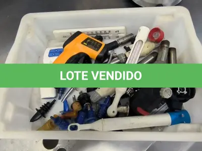 LOTE 082 - MAÇARICOS/ BICOS DE AZEITE E TERMOMETROS DIVERSOS. (NO ESTADO, NÃO SABEMOS SE FUNCIONA. LEILÃO NÃO TEM GARANTIA E NEM DEVOLUÇÃO).