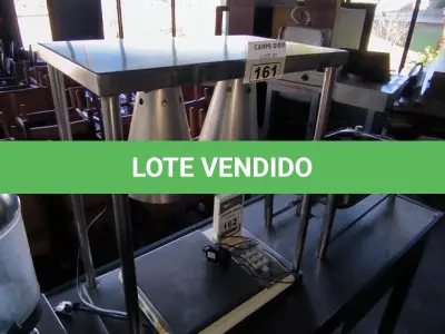 LOTE 161 - LÂMPADA DE AQUECIMENTO. (NO ESTADO, NÃO SABEMOS SE FUNCIONA. LEILÃO NÃO TEM GARANTIA E NEM DEVOLUÇÃO).