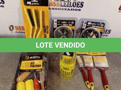 LOTE 024 - 01 DISCO C/ VÍDEA 40 DENTES 4,5”, 01 DISCO DIAMANTADO 110MM DENTE DE 7,5MM CORTE 2,0MM, 03 PINCEIS PARA PINTURA, 01 KIT ESCOVAS LONGAS MULTIUSO, 01 KIT PINTURA E 01 KIT DE BROCAS PAR ALVENARIA, MADEIRA E METAL. (NOVO) (NO ESTADO) ATENÇÃO! FAZER A VISITAÇÃO ANTES DE ARREMATAR, NÃO SABEMOS SE FUNCIONA. LEILÃO NÃO TEM GARANTIA E NEM DEVOLUÇÃO, SUJEITO A POSSÍVEIS AVARIAS VISÍVEIS/OCULTAS E/OU AUSÊNCIA DE COMPONENTES.