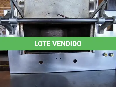 LOTE 138 - FORNO DE LASTRO. (NO ESTADO, NÃO SABEMOS SE FUNCIONA. LEILÃO NÃO TEM GARANTIA E NEM DEVOLUÇÃO).
