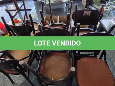 LOTE 205 - 14 CADEIRAS MODELO SÃO PAULO DA THONART COM ESTOFADO. (NO ESTADO, NÃO SABEMOS SE FUNCIONA. LEILÃO NÃO TEM GARANTIA E NEM DEVOLUÇÃO).