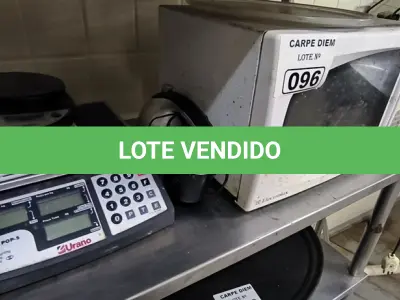 LOTE 096 - 01 MICROONDAS, 01 BALANÇA URANO, 02 BALANÇAS DE PRECISÃO, 01 BATEDEIRA, (NO ESTADO, NÃO SABEMOS SE FUNCIONA. LEILÃO NÃO TEM GARANTIA E NEM DEVOLUÇÃO).
