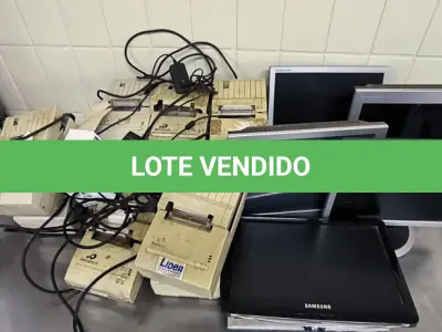 LOTE 099 - MONITORES E IMPRESSORA FISCAL. (NO ESTADO, NÃO SABEMOS SE FUNCIONA. LEILÃO NÃO TEM GARANTIA E NEM DEVOLUÇÃO).