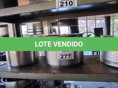 LOTE 277 - PANELA COZINHAR MASSA E PANELA TRAMONTINA FUNDO DUPLO. (NO ESTADO, NÃO SABEMOS SE FUNCIONA. LEILÃO NÃO TEM GARANTIA E NEM DEVOLUÇÃO).