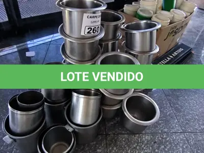 LOTE 260 - BALDES DE GELO PEQUENOS. (NO ESTADO, NÃO SABEMOS SE FUNCIONA. LEILÃO NÃO TEM GARANTIA E NEM DEVOLUÇÃO).