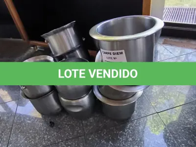 LOTE 259 - BALDES DE GELO GRANDES. (NO ESTADO, NÃO SABEMOS SE FUNCIONA. LEILÃO NÃO TEM GARANTIA E NEM DEVOLUÇÃO).