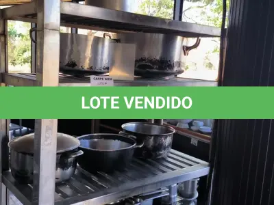 LOTE 208 - ESTANTE INOX. (NO ESTADO, NÃO SABEMOS SE FUNCIONA. LEILÃO NÃO TEM GARANTIA E NEM DEVOLUÇÃO).