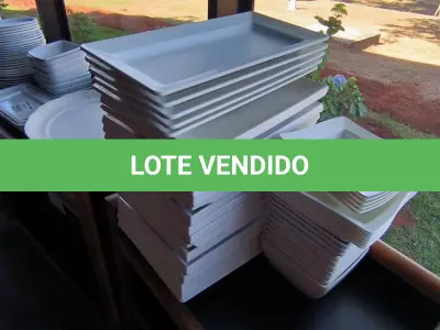 LOTE 251 - MELAMINA PARA SERVIR DIVERSOS TAMANHOS. (NO ESTADO, NÃO SABEMOS SE FUNCIONA. LEILÃO NÃO TEM GARANTIA E NEM DEVOLUÇÃO).