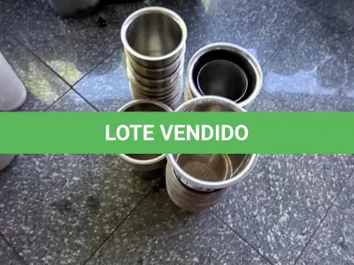 LOTE 261 - RECIPIENTES DE INOX PARA MOLHOS. (NO ESTADO, NÃO SABEMOS SE FUNCIONA. LEILÃO NÃO TEM GARANTIA E NEM DEVOLUÇÃO).