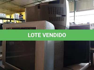 LOTE 256 - 03 TV’S DE TUBO MARCAS E MODELOS DIVERSOS. (NO ESTADO, LEILÃO NÃO TEM GARANTIA E NEM DEVOLUÇÃO, SUJEITO A POSSÍVEIS AVARIAS VISÍVEIS/OCULTAS E/OU AUSÊNCIA DE COMPONENTES).