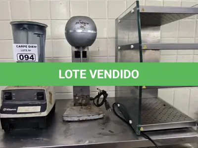 LOTE 094 - VITAMIX , SHAKEIRA, AQUECEDOR DE XICARA, (NO ESTADO, NÃO SABEMOS SE FUNCIONA. LEILÃO NÃO TEM GARANTIA E NEM DEVOLUÇÃO).