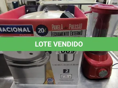 LOTE 069 - 01 PANELA DE PRESSÃO 20L, 01 LIQUIDIFICADOR. (NO ESTADO, NÃO SABEMOS SE FUNCIONA. LEILÃO NÃO TEM GARANTIA E NEM DEVOLUÇÃO).
