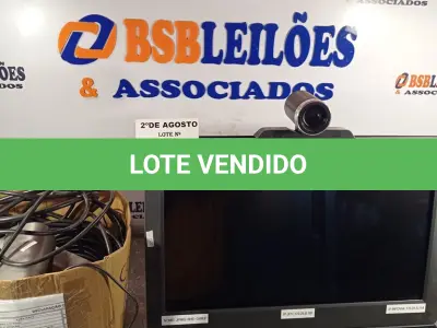 LOTE 181 - 01 EQUIPAMENTO DE VÍDEO CONFERÊNCIA. (NO ESTADO) ATENÇÃO! FAZER A VISITAÇÃO ANTES DE ARREMATAR, NÃO SABEMOS SE FUNCIONA. LEILÃO NÃO TEM GARANTIA E NEM DEVOLUÇÃO, SUJEITO A POSSÍVEIS AVARIAS VISÍVEIS/OCULTAS E/OU AUSÊNCIA DE COMPONENTES.