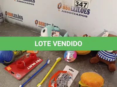 LOTE 347 - 01 LOTE COM VÁRIOS BRINQUEDOS PARA PET. (NOVO) (NO ESTADO) ATENÇÃO! FAZER A VISITAÇÃO ANTES DE ARREMATAR, NÃO SABEMOS SE FUNCIONA. LEILÃO NÃO TEM GARANTIA E NEM DEVOLUÇÃO, SUJEITO A POSSÍVEIS AVARIAS VISÍVEIS/OCULTAS E/OU AUSÊNCIA DE COMPONENTES.
