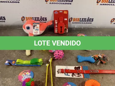 LOTE 292 - 01 LOTE COM VÁRIOS BRINQUEDOS PARA PET. (NOVO) (NO ESTADO) ATENÇÃO! FAZER A VISITAÇÃO ANTES DE ARREMATAR, NÃO SABEMOS SE FUNCIONA. LEILÃO NÃO TEM GARANTIA E NEM DEVOLUÇÃO, SUJEITO A POSSÍVEIS AVARIAS VISÍVEIS/OCULTAS E/OU AUSÊNCIA DE COMPONENTES.