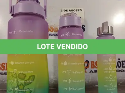 LOTE 106 - 01 KIT DE GARRAFAS. (NOVO) (NO ESTADO) ATENÇÃO! FAZER A VISITAÇÃO ANTES DE ARREMATAR, NÃO SABEMOS SE FUNCIONA. LEILÃO NÃO TEM GARANTIA E NEM DEVOLUÇÃO, SUJEITO A POSSÍVEIS AVARIAS VISÍVEIS/OCULTAS E/OU AUSÊNCIA DE COMPONENTES.