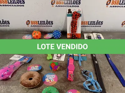 LOTE 338 - 01 LOTE COM VÁRIOS BRINQUEDOS PARA PET. (NOVO) (NO ESTADO) ATENÇÃO! FAZER A VISITAÇÃO ANTES DE ARREMATAR, NÃO SABEMOS SE FUNCIONA. LEILÃO NÃO TEM GARANTIA E NEM DEVOLUÇÃO, SUJEITO A POSSÍVEIS AVARIAS VISÍVEIS/OCULTAS E/OU AUSÊNCIA DE COMPONENTES.