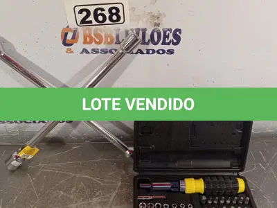 LOTE 268 - 01 CHAVE DE RODAS 17,19,21,23 E 01 JOGO DE SOQUETES. (NOVO) (NO ESTADO) ATENÇÃO! FAZER A VISITAÇÃO ANTES DE ARREMATAR, NÃO SABEMOS SE FUNCIONA. LEILÃO NÃO TEM GARANTIA E NEM DEVOLUÇÃO, SUJEITO A POSSÍVEIS AVARIAS VISÍVEIS/OCULTAS E/OU AUSÊNCIA DE COMPONENTES.