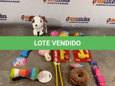 LOTE 288 - 01 LOTE COM VÁRIOS BRINQUEDOS PARA PET. (NOVO) (NO ESTADO) ATENÇÃO! FAZER A VISITAÇÃO ANTES DE ARREMATAR, NÃO SABEMOS SE FUNCIONA. LEILÃO NÃO TEM GARANTIA E NEM DEVOLUÇÃO, SUJEITO A POSSÍVEIS AVARIAS VISÍVEIS/OCULTAS E/OU AUSÊNCIA DE COMPONENTES.
