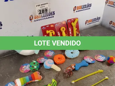 LOTE 289 - 01 LOTE COM VÁRIOS BRINQUEDOS PARA PET. (NOVO) (NO ESTADO) ATENÇÃO! FAZER A VISITAÇÃO ANTES DE ARREMATAR, NÃO SABEMOS SE FUNCIONA. LEILÃO NÃO TEM GARANTIA E NEM DEVOLUÇÃO, SUJEITO A POSSÍVEIS AVARIAS VISÍVEIS/OCULTAS E/OU AUSÊNCIA DE COMPONENTES.
