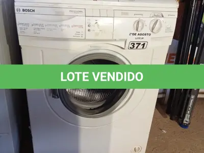 LOTE 371 - 01 LAVA SECA MARCA BOSCH COM AVARIAS. (NO ESTADO) ATENÇÃO! FAZER A VISITAÇÃO ANTES DE ARREMATAR, NÃO SABEMOS SE FUNCIONA. LEILÃO NÃO TEM GARANTIA E NEM DEVOLUÇÃO, SUJEITO A POSSÍVEIS AVARIAS VISÍVEIS/OCULTAS E/OU AUSÊNCIA DE COMPONENTES.