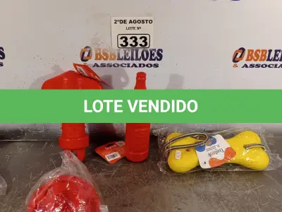 LOTE 333 - 01 LOTE COM VÁRIOS BRINQUEDOS PARA PET TAMANHO GG. (NOVO) (NO ESTADO) ATENÇÃO! FAZER A VISITAÇÃO ANTES DE ARREMATAR, NÃO SABEMOS SE FUNCIONA. LEILÃO NÃO TEM GARANTIA E NEM DEVOLUÇÃO, SUJEITO A POSSÍVEIS AVARIAS VISÍVEIS/OCULTAS E/OU AUSÊNCIA DE COMPONENTES.