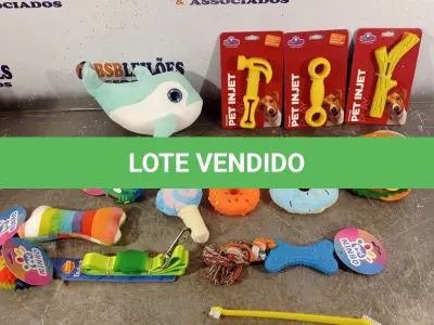 LOTE 289 - 01 LOTE COM VÁRIOS BRINQUEDOS PARA PET. (NOVO) (NO ESTADO) ATENÇÃO! FAZER A VISITAÇÃO ANTES DE ARREMATAR, NÃO SABEMOS SE FUNCIONA. LEILÃO NÃO TEM GARANTIA E NEM DEVOLUÇÃO, SUJEITO A POSSÍVEIS AVARIAS VISÍVEIS/OCULTAS E/OU AUSÊNCIA DE COMPONENTES.
