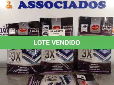 LOTE 130 - 04 ORGANIZADORES A VÁCUO 70X110CM. (NO ESTADO) ATENÇÃO! FAZER A VISITAÇÃO ANTES DE ARREMATAR, NÃO SABEMOS SE FUNCIONA. LEILÃO NÃO TEM GARANTIA E NEM DEVOLUÇÃO, SUJEITO A POSSÍVEIS AVARIAS VISÍVEIS/OCULTAS E/OU AUSÊNCIA DE COMPONENTES.