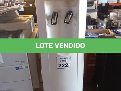 LOTE 222 - 01 BEBEDOURO TIPO GARRAFÃO ESMALTEC. (NO ESTADO) ATENÇÃO! FAZER A VISITAÇÃO ANTES DE ARREMATAR, NÃO SABEMOS SE FUNCIONA. LEILÃO NÃO TEM GARANTIA E NEM DEVOLUÇÃO, SUJEITO A POSSÍVEIS AVARIAS VISÍVEIS/OCULTAS E/OU AUSÊNCIA DE COMPONENTES.