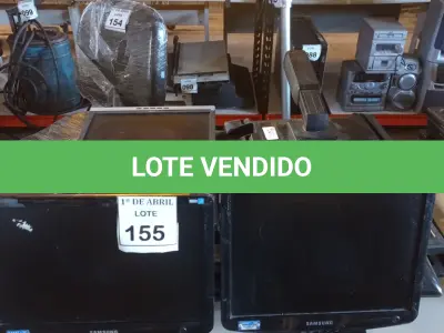 LOTE 155 - 01 LOTE COM MONITORES DIVERSOS. (NO ESTADO) ATENÇÃO! FAZER A VISITAÇÃO ANTES DE ARREMATAR, NÃO SABEMOS SE FUNCIONA. LEILÃO NÃO TEM GARANTIA E NEM DEVOLUÇÃO, SUJEITO A POSSÍVEIS AVARIAS VISÍVEIS/OCULTAS E/OU AUSÊNCIA DE COMPONENTES.
