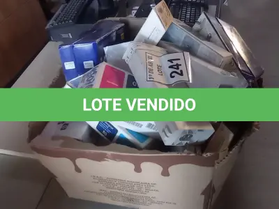 LOTE 241 - 01 LOTE COM CARTUCHOS PARA IMPRESSORA E PLOTTER. (NO ESTADO) ATENÇÃO! FAZER A VISITAÇÃO ANTES DE ARREMATAR, NÃO SABEMOS SE FUNCIONA. LEILÃO NÃO TEM GARANTIA E NEM DEVOLUÇÃO, SUJEITO A POSSÍVEIS AVARIAS VISÍVEIS/OCULTAS E/OU AUSÊNCIA DE COMPONENTES.