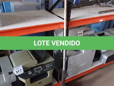 LOTE 318 - 01 ROÇADEIRA A GASOLINA COM AVARIAS. (NO ESTADO) ATENÇÃO! FAZER A VISITAÇÃO ANTES DE ARREMATAR, NÃO SABEMOS SE FUNCIONA. LEILÃO NÃO TEM GARANTIA E NEM DEVOLUÇÃO, SUJEITO A POSSÍVEIS AVARIAS VISÍVEIS/OCULTAS E/OU AUSÊNCIA DE COMPONENTES.