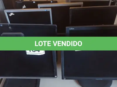 LOTE 164 - 08 MONITORES LCD MARCAS E MODELOS DIVERSOS. (NO ESTADO) ATENÇÃO! FAZER A VISITAÇÃO ANTES DE ARREMATAR, NÃO SABEMOS SE FUNCIONA. LEILÃO NÃO TEM GARANTIA E NEM DEVOLUÇÃO, SUJEITO A POSSÍVEIS AVARIAS VISÍVEIS/OCULTAS E/OU AUSÊNCIA DE COMPONENTES.