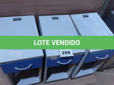 LOTE 268 - 03 GAVETEIROS EM MADEIRA COM 01 GAVETA. (NO ESTADO) ATENÇÃO! FAZER A VISITAÇÃO ANTES DE ARREMATAR, NÃO SABEMOS SE FUNCIONA. LEILÃO NÃO TEM GARANTIA E NEM DEVOLUÇÃO, SUJEITO A POSSÍVEIS AVARIAS VISÍVEIS/OCULTAS E/OU AUSÊNCIA DE COMPONENTES.