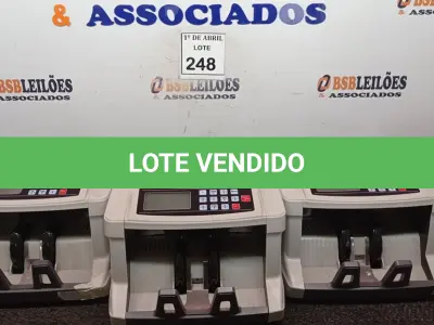 LOTE 248 - 03 CONTADORAS DE CÉDULAS. (NO ESTADO) ATENÇÃO! FAZER A VISITAÇÃO ANTES DE ARREMATAR, NÃO SABEMOS SE FUNCIONA. LEILÃO NÃO TEM GARANTIA E NEM DEVOLUÇÃO, SUJEITO A POSSÍVEIS AVARIAS VISÍVEIS/OCULTAS E/OU AUSÊNCIA DE COMPONENTES.