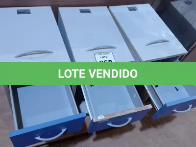 LOTE 268 - 03 GAVETEIROS EM MADEIRA COM 01 GAVETA. (NO ESTADO) ATENÇÃO! FAZER A VISITAÇÃO ANTES DE ARREMATAR, NÃO SABEMOS SE FUNCIONA. LEILÃO NÃO TEM GARANTIA E NEM DEVOLUÇÃO, SUJEITO A POSSÍVEIS AVARIAS VISÍVEIS/OCULTAS E/OU AUSÊNCIA DE COMPONENTES.