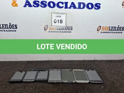 LOTE 018 - 07 APARELHOS CELULARES  TOUCH. (NO ESTADO) ATENÇÃO! FAZER A VISITAÇÃO ANTES DE ARREMATAR, NÃO SABEMOS SE FUNCIONA. LEILÃO NÃO TEM GARANTIA E NEM DEVOLUÇÃO, SUJEITO A POSSÍVEIS AVARIAS VISÍVEIS/OCULTAS E/OU AUSÊNCIA DE COMPONENTES.