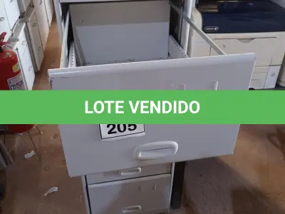 LOTE 205 - 01 ARQUIVO DE AÇO 04 GAVETAS. (NO ESTADO) ATENÇÃO! FAZER A VISITAÇÃO ANTES DE ARREMATAR, NÃO SABEMOS SE FUNCIONA. LEILÃO NÃO TEM GARANTIA E NEM DEVOLUÇÃO, SUJEITO A POSSÍVEIS AVARIAS VISÍVEIS/OCULTAS E/OU AUSÊNCIA DE COMPONENTES.