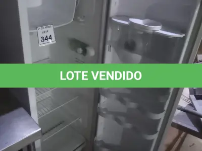 LOTE 344 - 01 GELADEIRA CÔNSUL. (NO ESTADO) ATENÇÃO! FAZER A VISITAÇÃO ANTES DE ARREMATAR, NÃO SABEMOS SE FUNCIONA. LEILÃO NÃO TEM GARANTIA E NEM DEVOLUÇÃO, SUJEITO A POSSÍVEIS AVARIAS VISÍVEIS/OCULTAS E/OU AUSÊNCIA DE COMPONENTES.