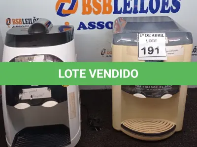 LOTE 191 - 02 BEBEDOUROS DE BANCADA LATINA. (NO ESTADO) ATENÇÃO! FAZER A VISITAÇÃO ANTES DE ARREMATAR, NÃO SABEMOS SE FUNCIONA. LEILÃO NÃO TEM GARANTIA E NEM DEVOLUÇÃO, SUJEITO A POSSÍVEIS AVARIAS VISÍVEIS/OCULTAS E/OU AUSÊNCIA DE COMPONENTES.
